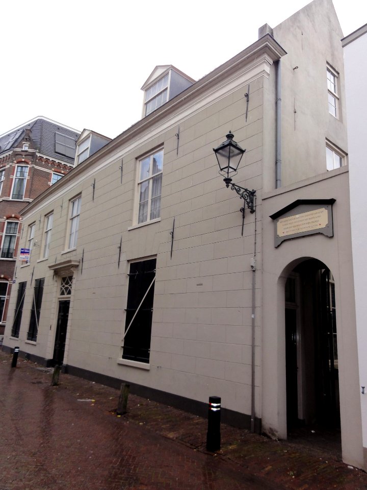 's-Hertogenbosch_Rijksmonument_21595_Clarastraat_23,25