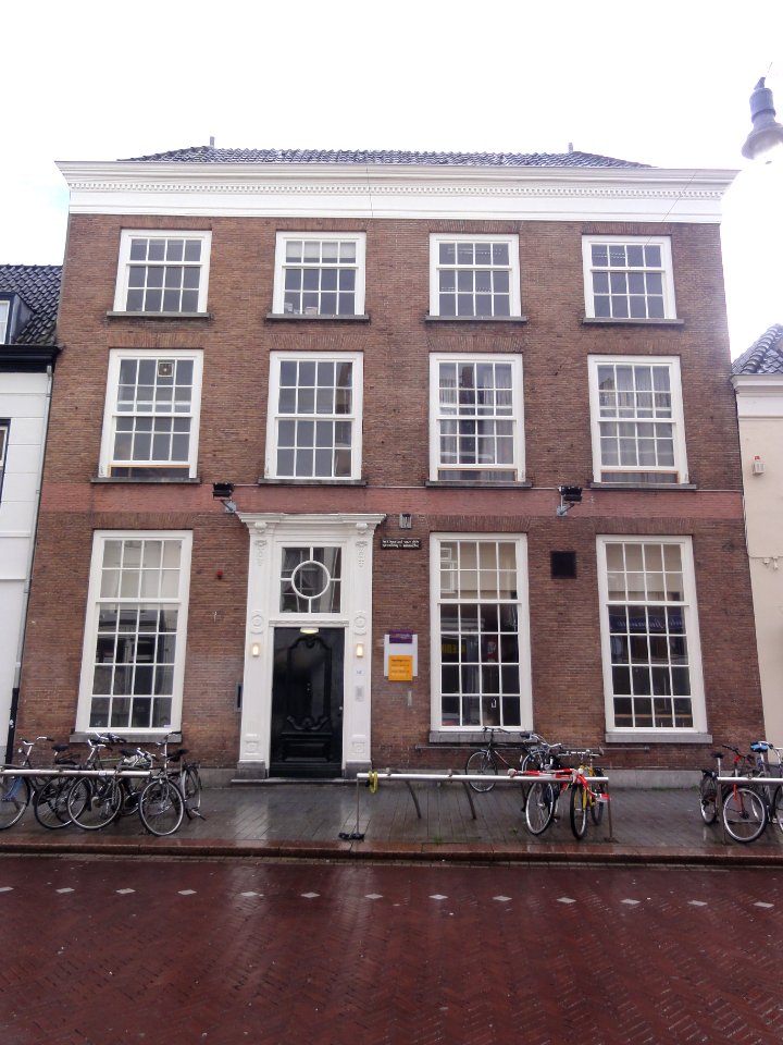 's-Hertogenbosch_Rijksmonument_21611_Hinthamerstraat_141,_141A