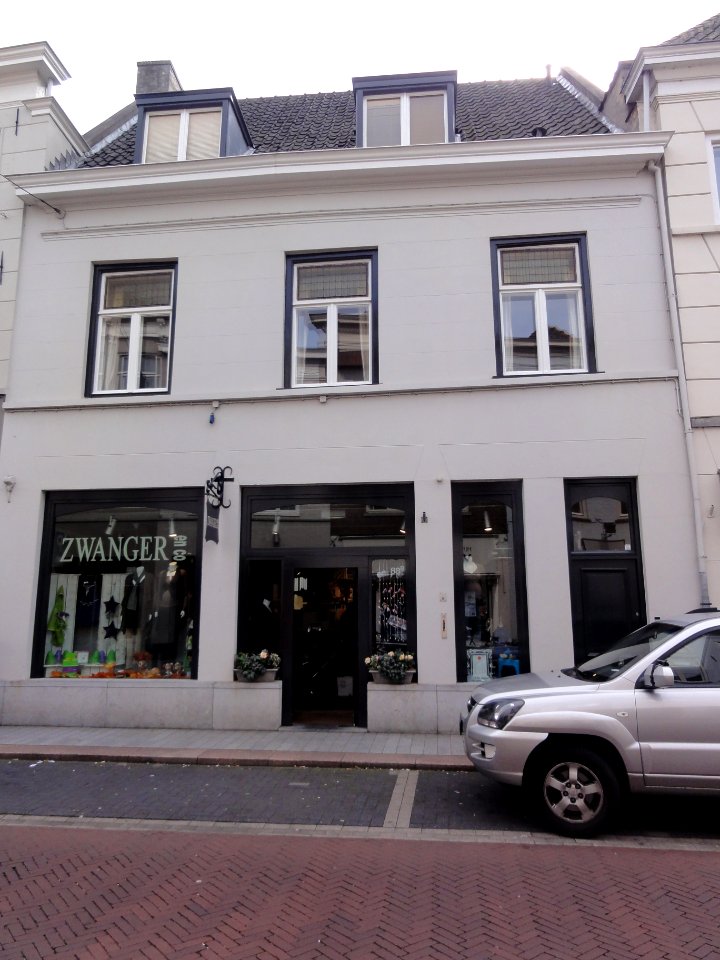 's-Hertogenbosch_Rijksmonument_21925_Vughterstraat_88B,_90