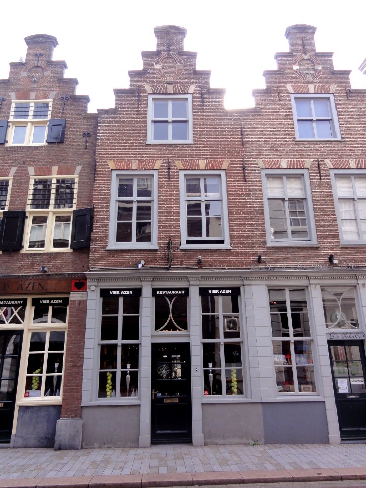 's-Hertogenbosch_Rijksmonument_21928_Vughterstraat_106