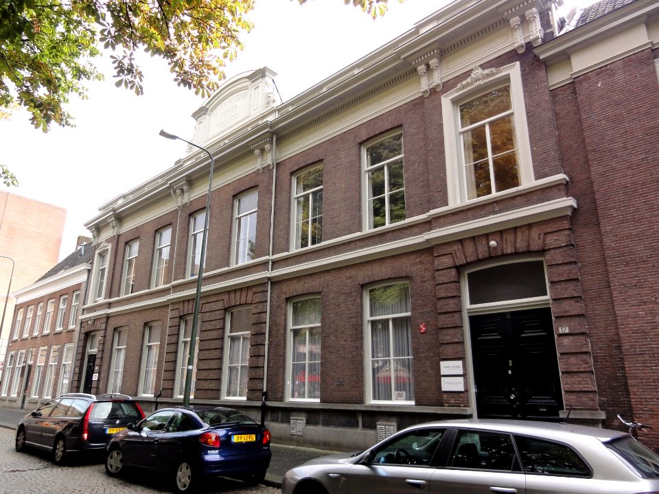 's-Hertogenbosch_Rijksmonument_21765_Parade_17,_18