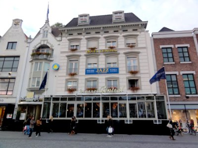 's-Hertogenbosch_Rijksmonument_21729_Markt_51_tm_57