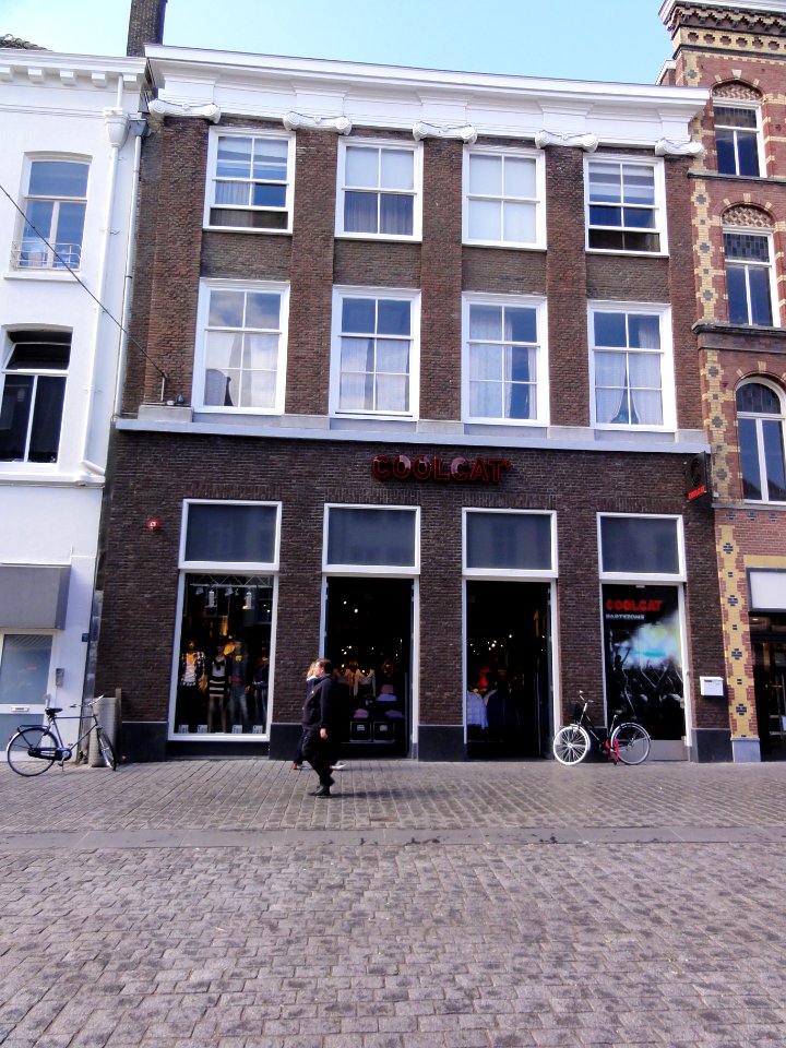 's-Hertogenbosch_Rijksmonument_21781_Pensmarkt_16,18