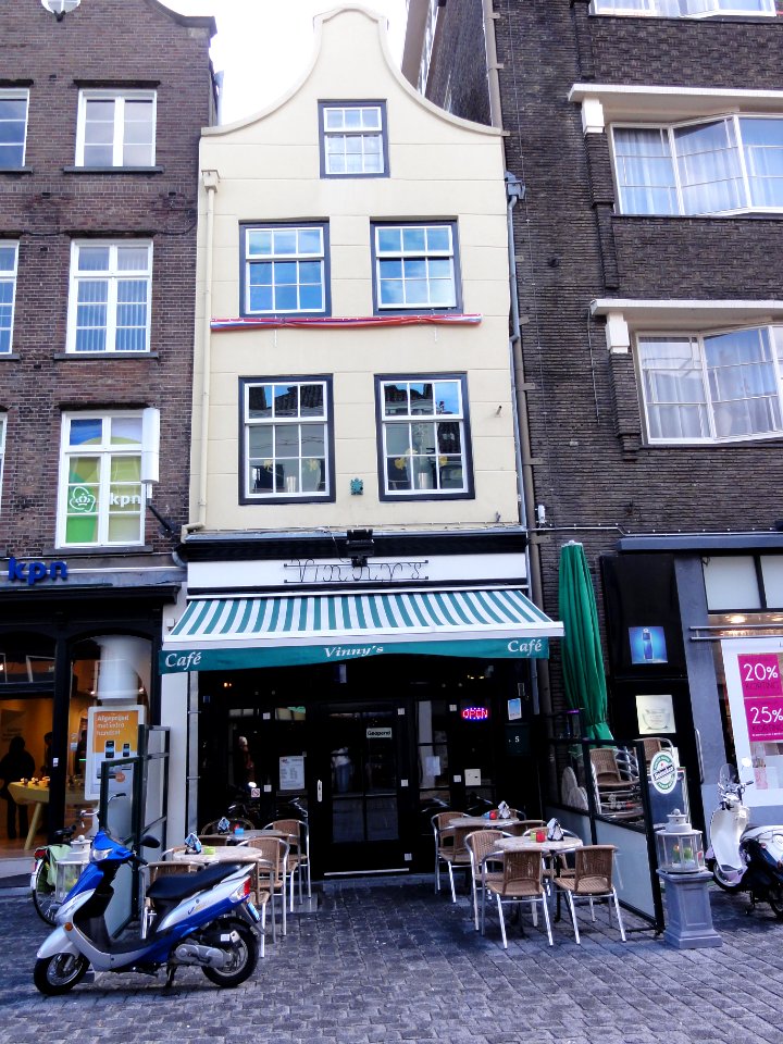 's-Hertogenbosch_Rijksmonument_21779_Pensmarkt_5