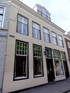 's-Hertogenbosch_Rijksmonument_21696_Kruisstraat_2,_4