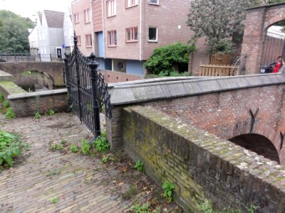 's-Hertogenbosch_Rijksmonument_21946_Louwsepoort_brug