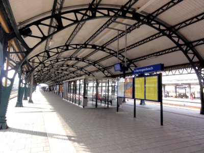 's-Hertogenbosch_Rijksmonument_474774_stationskappen_(1)