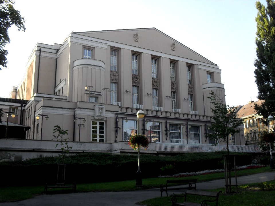 (TTO)_Divadlo_Krušnohorské_(Teplice)_1