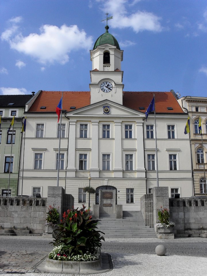 (TTO)_Činžovní_dům_(Restaurant_Radnice)_-_Teplice,_náměstí_Svobody_225_3