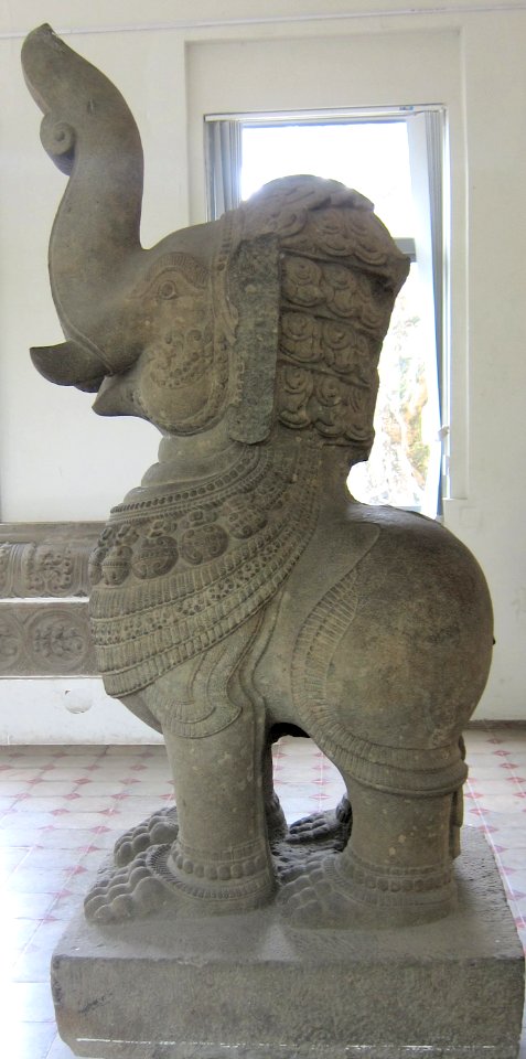 'Gajasimha',_Museum_of_Cham_Sculpture