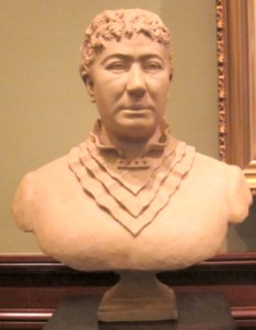 'Bernice_Pauahi_Bishop',_plaster_bust_by_Allen_Hutchinson,_1896,_Bishop_Museum