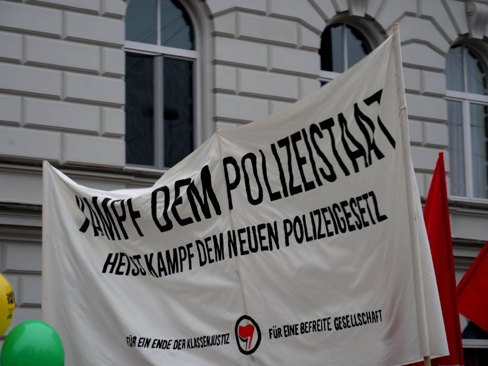 "Unheimlich_Sicher"_Demonstration_25