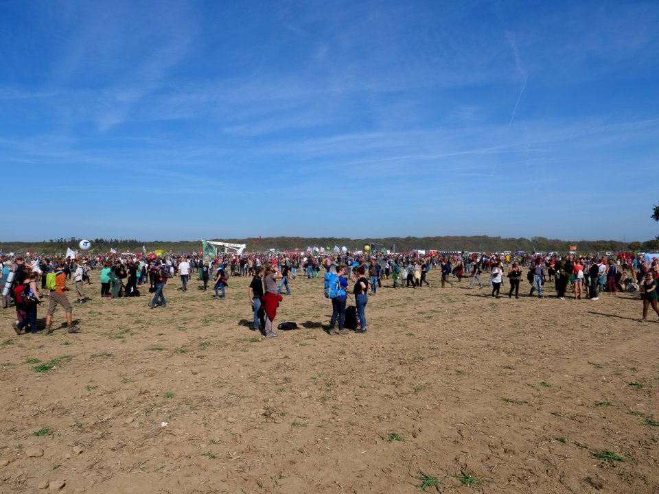 "Wald_retten_-_Kohle_stoppen!"_demonstration_06-10-2018_06