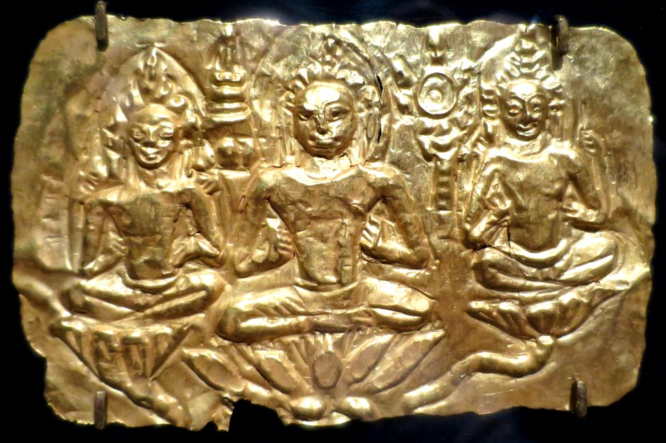 'Buddhist_Triad',_Thailand,_7th_century,_gold_repoussé,_Norton_Simon_Museum