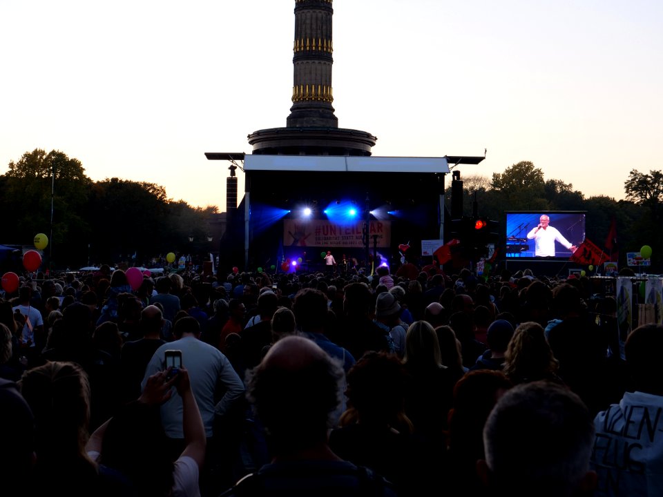 "Unteilbar"_Demonstration_stage_08