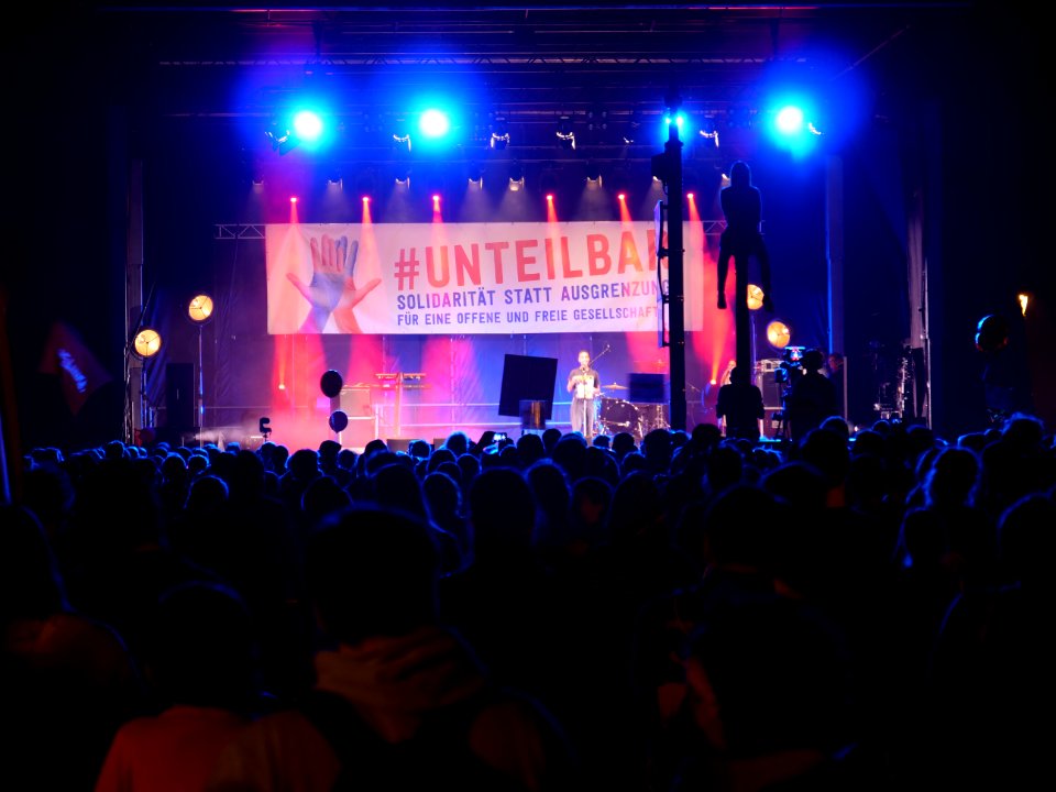 "Unteilbar"_Demonstration_stage_29