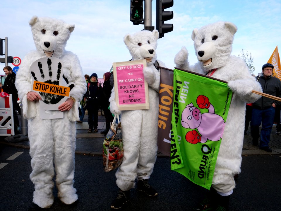 "Tempo_machen_beim_Kohleausstieg!"_Demonstration_Berlin_01-12-2018_07