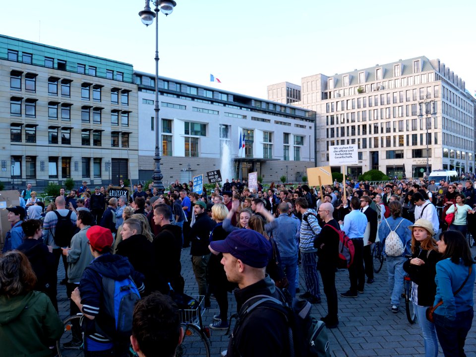 "Seehofer_abschieben!"_Demonstration_aigainst_the_german_homeland_minister_20