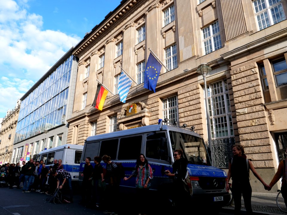 "Seehofer_abschieben!"_Demonstration_aigainst_the_german_homeland_minister_06