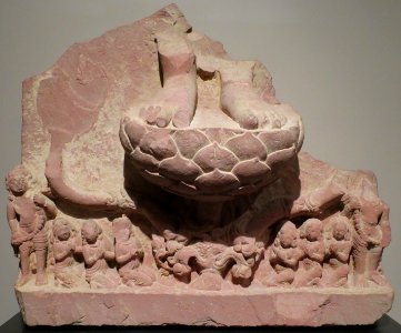 'Base_of_a_Buddha_Image_with_Adorants'_from_Mathura,_c._500_CE,_Norton_Simon_Museum