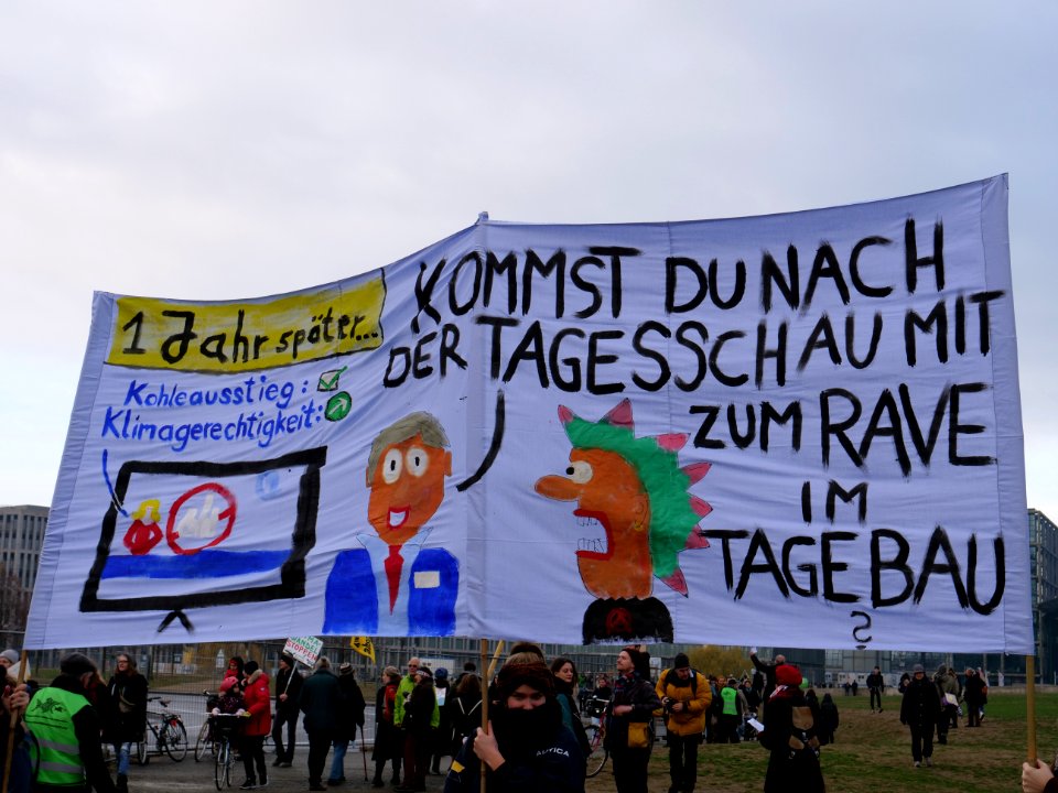 "Tempo_machen_beim_Kohleausstieg!"_Demonstration_Berlin_01-12-2018_15