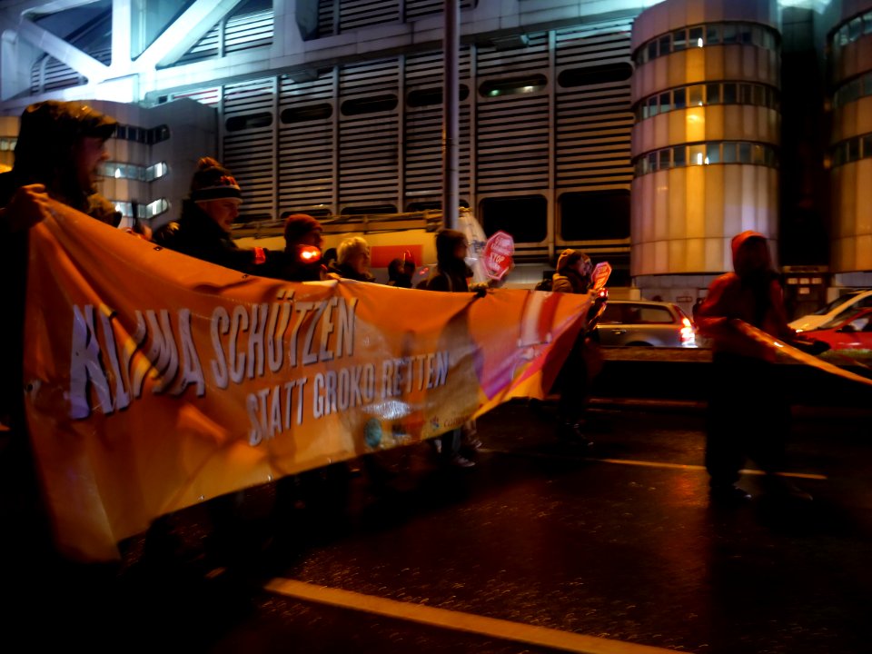"Klima_schützen_statt_GroKo_retten!"_demonstration_02