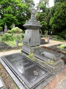 's-Hertogenbosch_Rijksmonument_524980_begraafplaats_Groenendaal_grafmon._en_kelder_fam_Terwindt