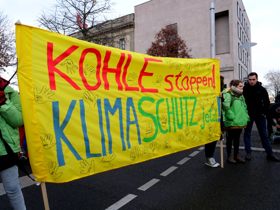 "Tempo_machen_beim_Kohleausstieg!"_Demonstration_Berlin_01-12-2018_14