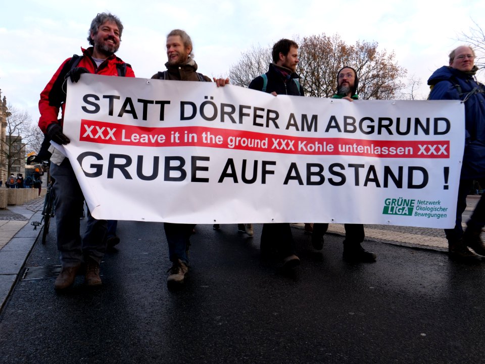 "Tempo_machen_beim_Kohleausstieg!"_Demonstration_Berlin_01-12-2018_59