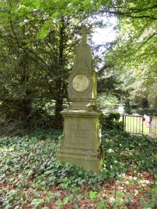 's-Hertogenbosch_Rijksmonument_522406_begraafplaats_Groenendaal_Grafmonument_van_Paesschen
