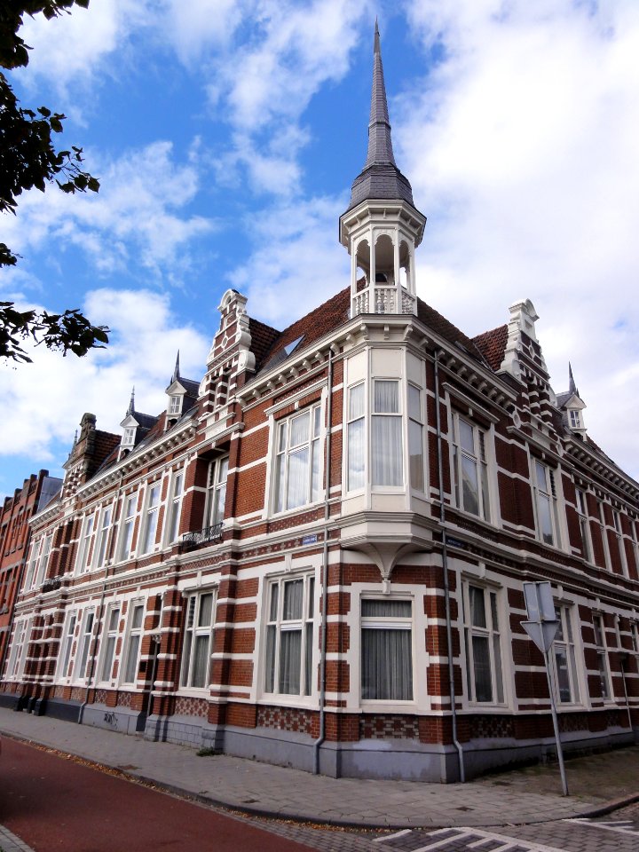 's-Hertogenbosch_Rijksmonument_522487_Koningsweg_1,_3,_5