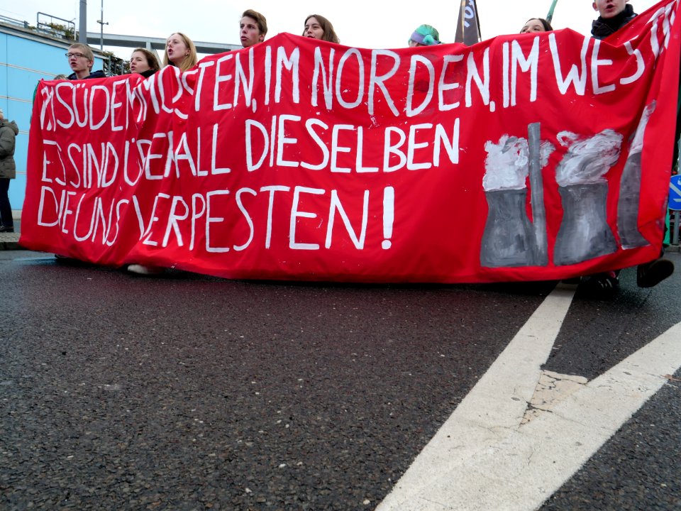 "Tempo_machen_beim_Kohleausstieg!"_Demonstration_Berlin_01-12-2018_37