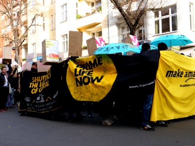"Make_Amazon_Pay!"_Demonstration_in_Berlin_12