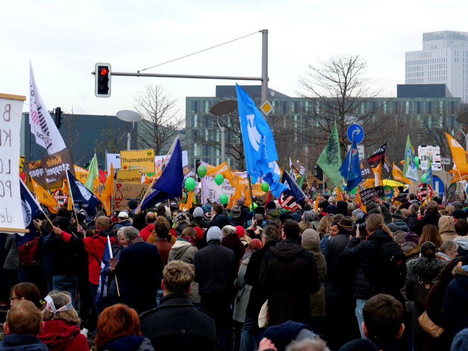"Tempo_machen_beim_Kohleausstieg!"_Demonstration_Berlin_01-12-2018_19