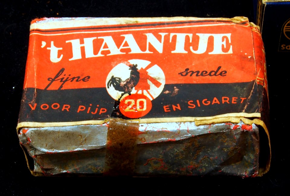 't_Haantje,_fijne_snede_voor_pijp_en_sigaret