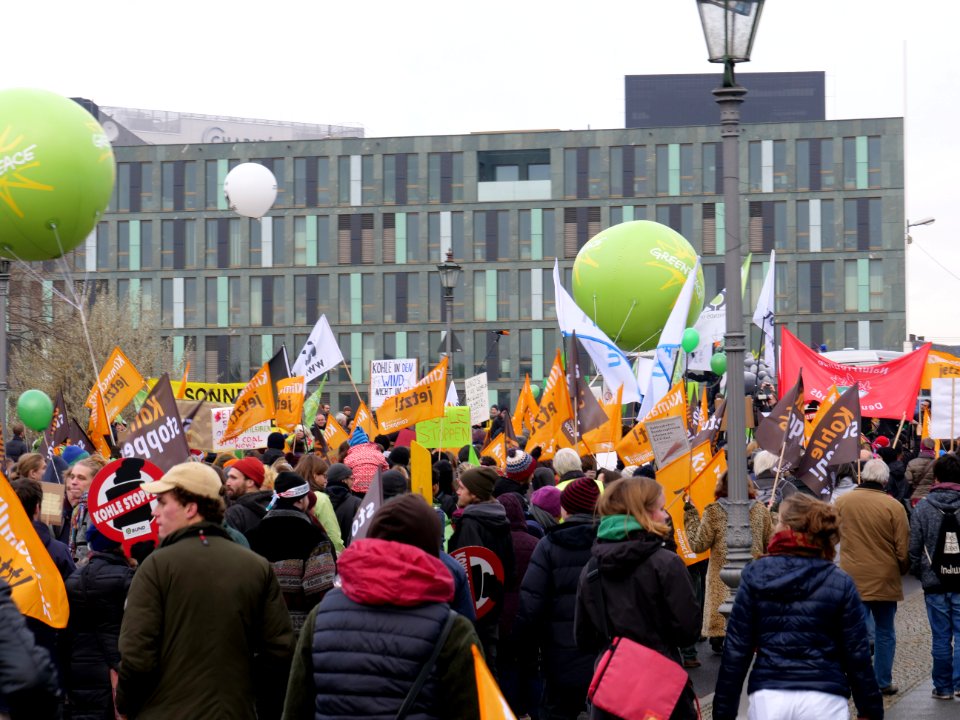 "Tempo_machen_beim_Kohleausstieg!"_Demonstration_Berlin_01-12-2018_22
