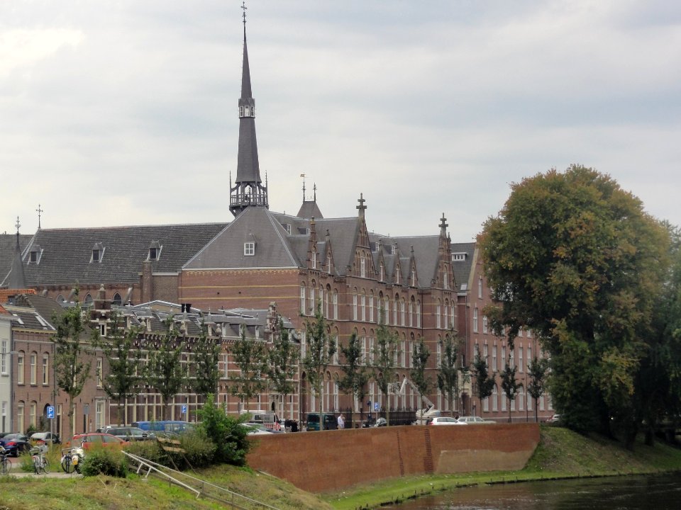 's-Hertogenbosch_Rijksmonument_522422_St.Janssingel_90_tm_96_algemeeen