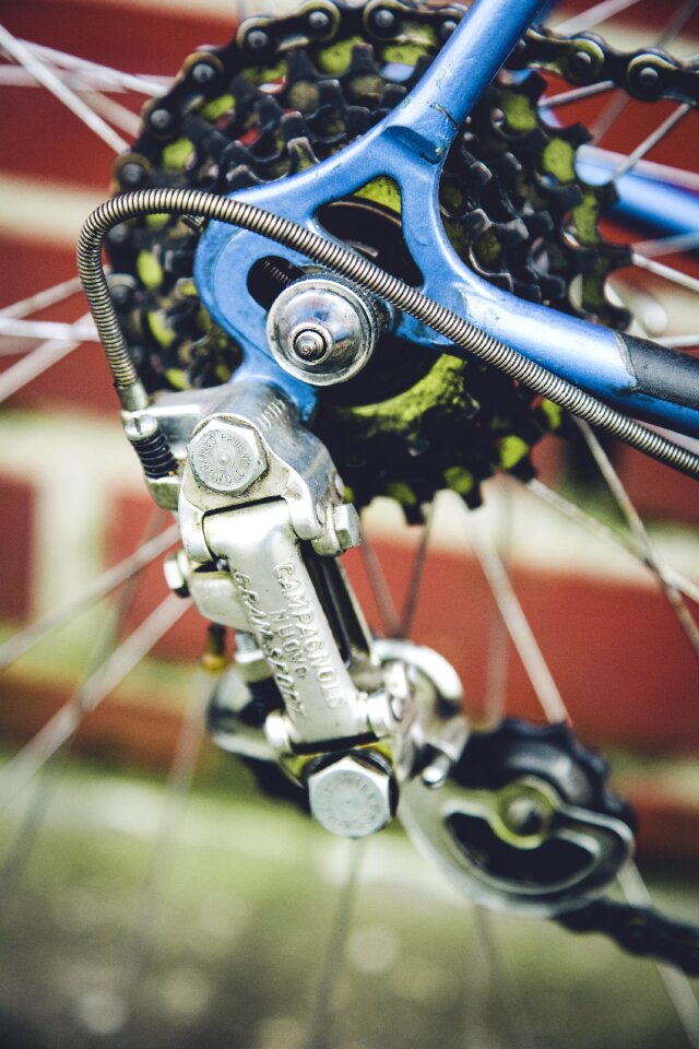 Classic clean crown gear