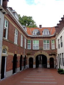 's-Hertogenbosch_Rijksmonument_522490_Korte_Waterstraat_12,14,16,13,15