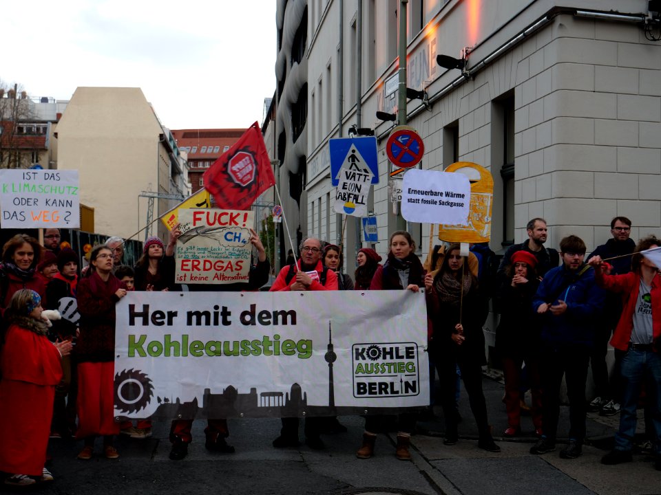 "Rote_Linie_für_Kohle,_Erdgas_und_Müll"_demonstration_Berlin_48
