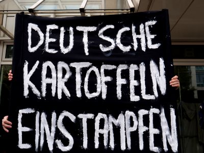 "Den_Nazis_keine_Mitte"_demonstration_Berlin_2019-10-03_01