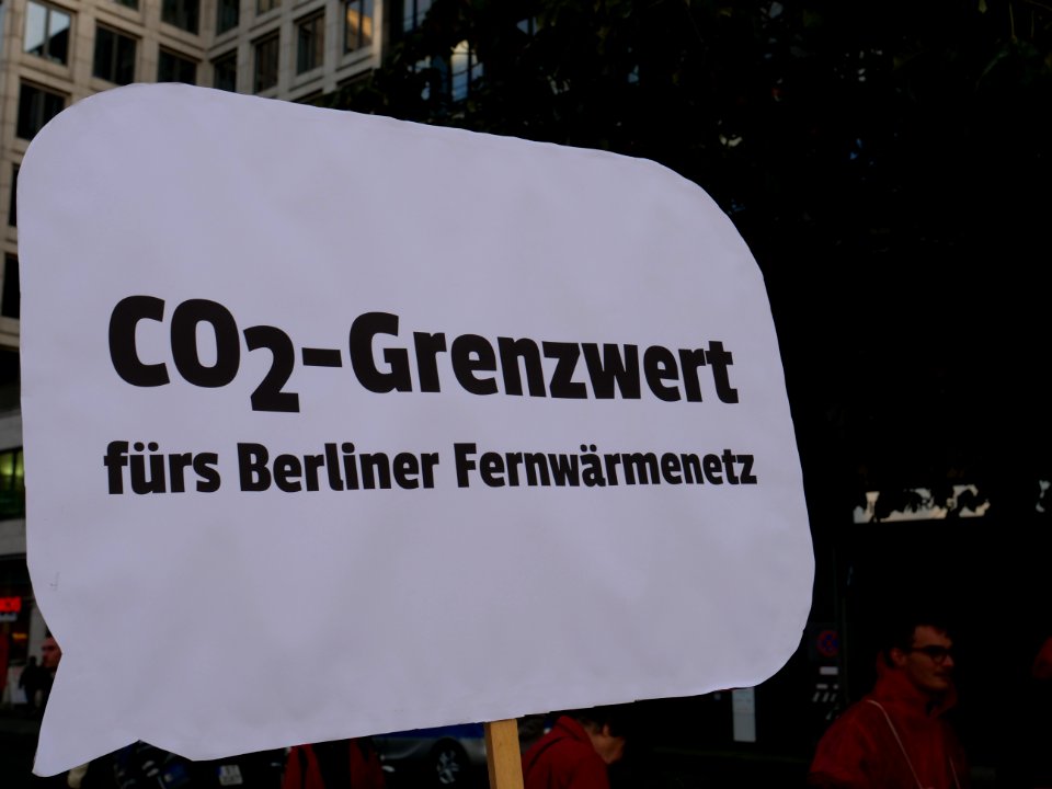 "Rote_Linie_für_Kohle,_Erdgas_und_Müll"_demonstration_Berlin_02