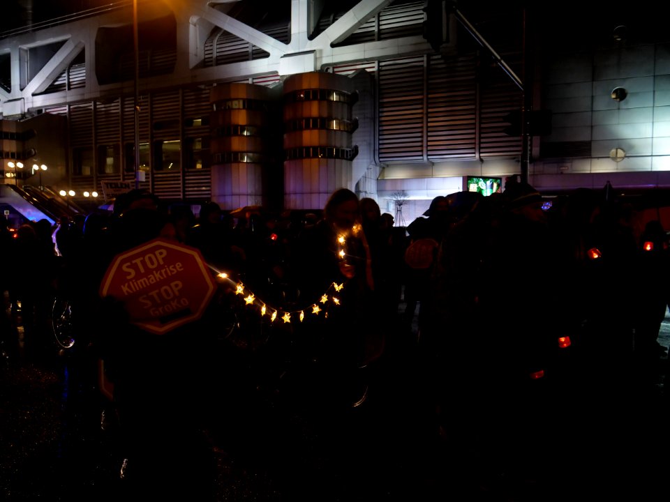 "Klima_schützen_statt_GroKo_retten!"_demonstration_09