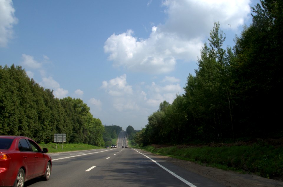 0163_Road_between_Vladimir_and_Bogolyubovo,_29th_of_July_2016,_Russia