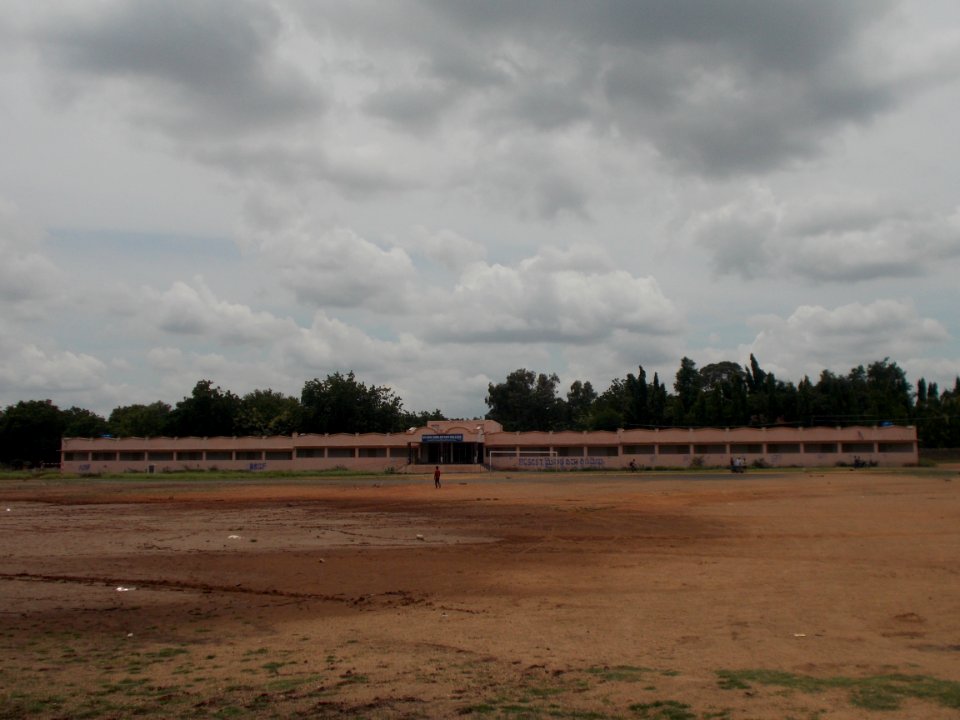01_-_Silver_Jubilee_College_Main_Building