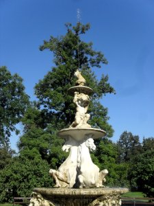 (TTO)_Kašna_s_fontánou_-_U_Hadích_lázní_7