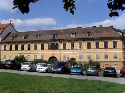 (TTO)_Jiná_správní_stavba_-_úřední_dům_Claryho_velkostatku_(Teplice)_2