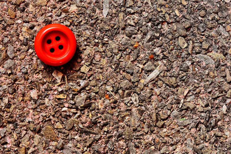 4 holes red close up