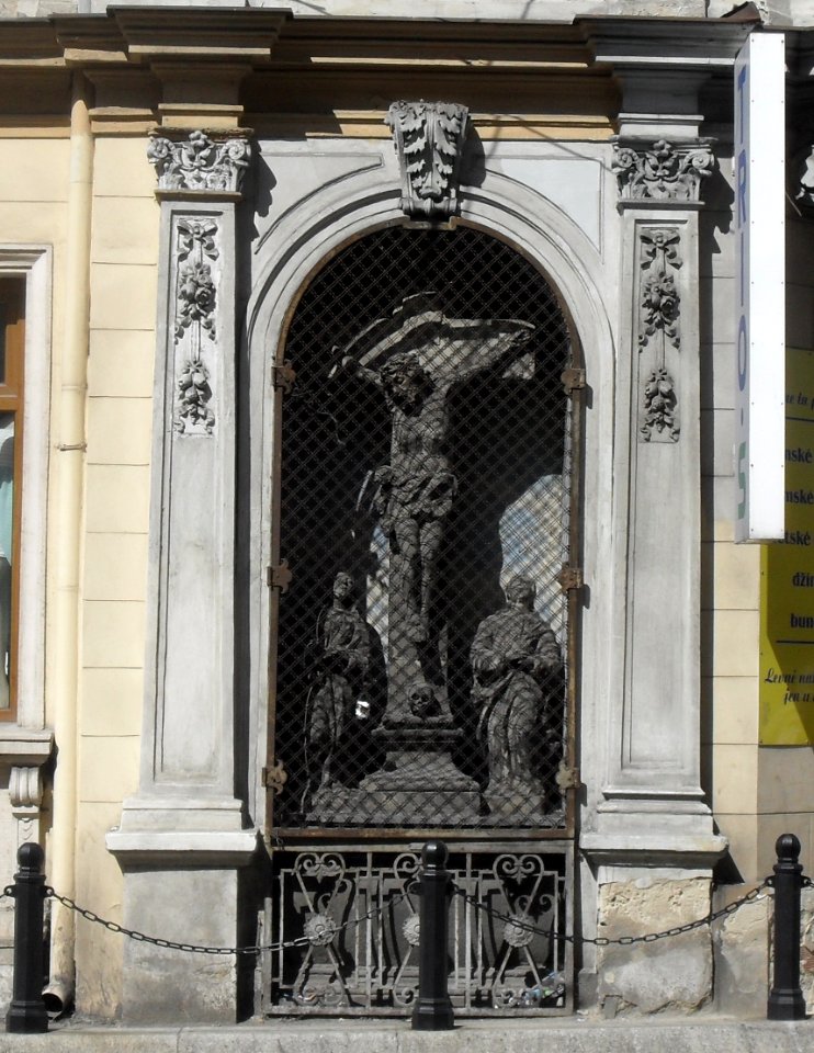 (TTO)_Sousoší_Kalvárie_(Teplice)_-_v_nice_hotelu_Thermia,_Teplice