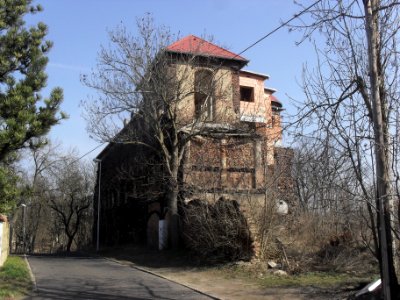 (TTO)_Restaurace_-_romantická_zřícenina_hrádek_Škvárovník_(Teplice)_5